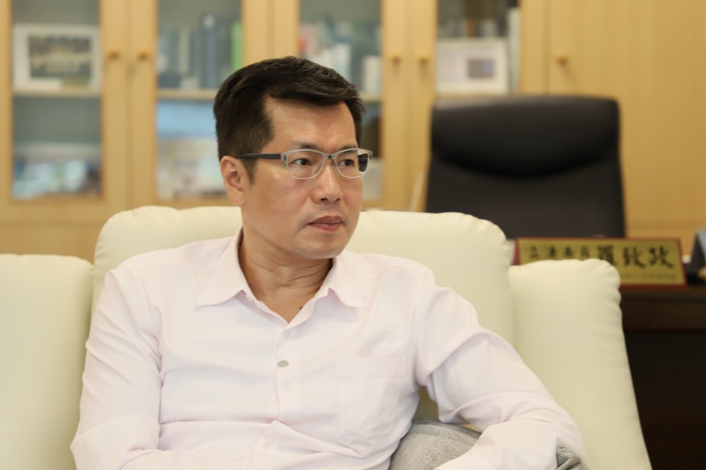 羅致政委員認為，因應對岸能力的轉變，在思考援外方式時，一定要有不同於以往，且更不可取代的創新作法。